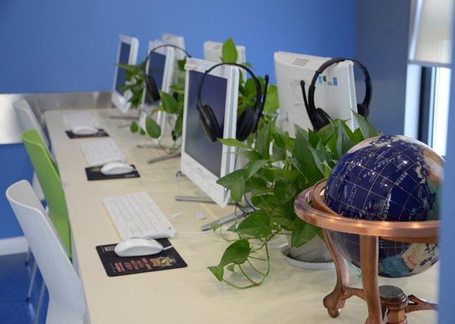 南宁雅思培训机构：学生党南宁雅思英语培训